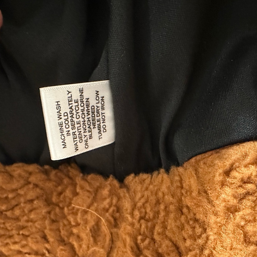 LA Hearts Teddy Colorblock Jacket - Picture 7 of 7